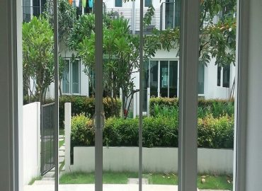 Cửa nhôm Việt Pháp hệ 4500 – Lựa chọn tối ưu cho cửa ra vào