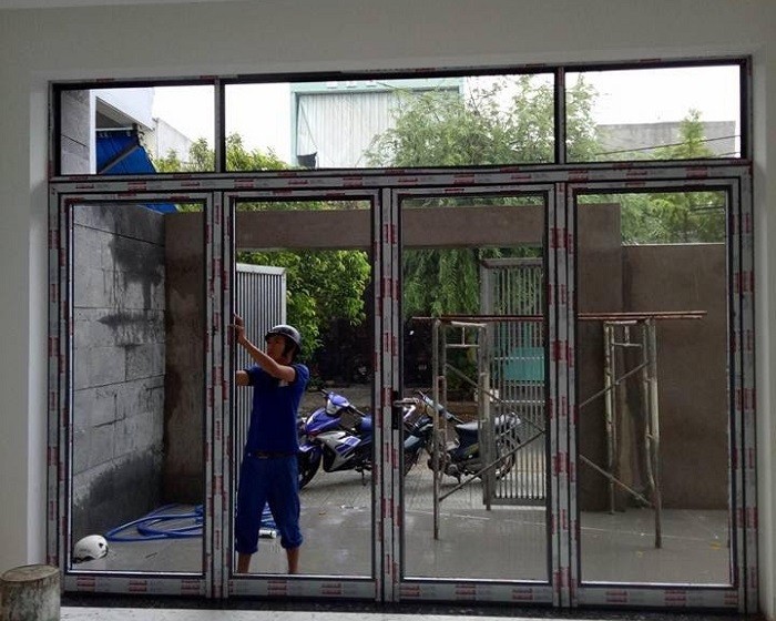 Phụ kiện chính hãng sẽ tăng tuổi thọ của cửa nhôm Xingfa Việt