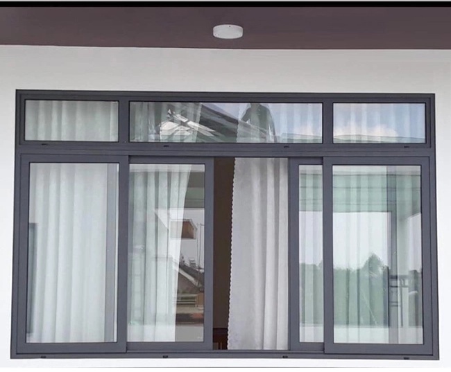 Mẫu cửa nhôm Xingfa màu xám ghi