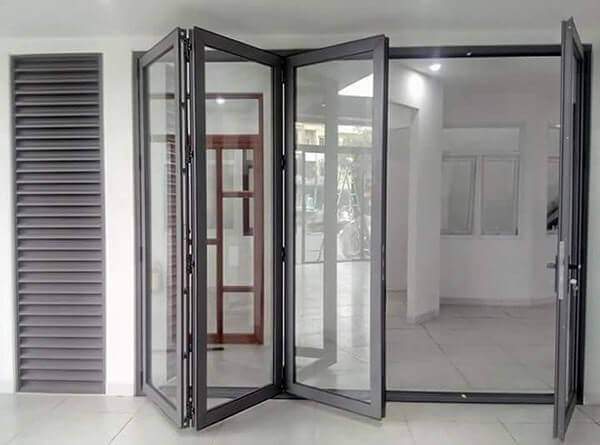 Cửa xếp trượt xingfa màu xám ghi