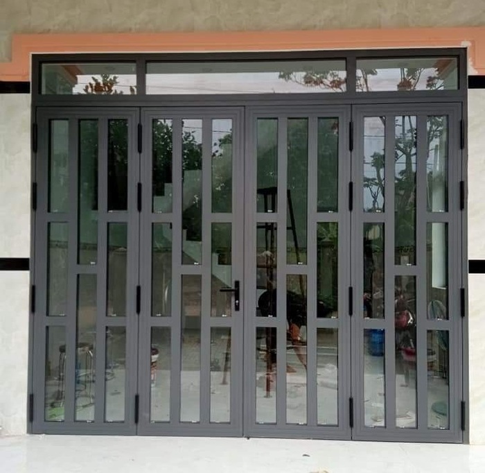 Cửa Xingfa chia đố dọc