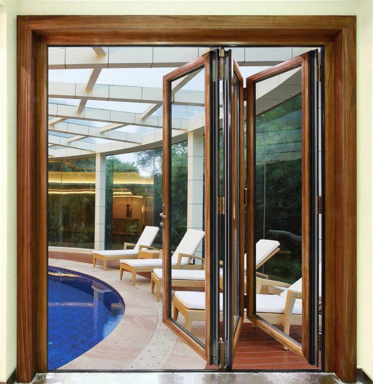 Cửa nhôm Xingfa giả gỗ kiểu dáng xếp trượt 