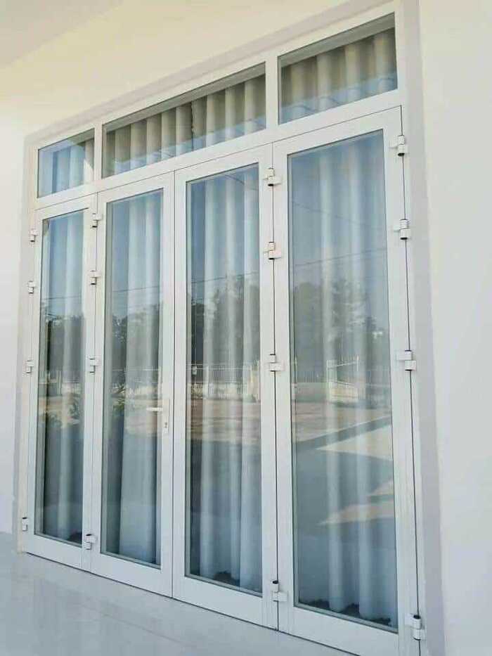 cua-nhom-xingfa-mau-trang-04