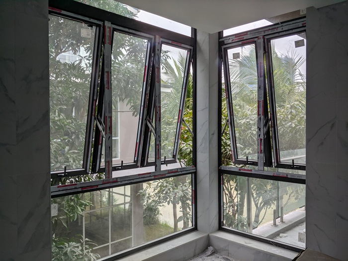 Cửa sổ nhôm xingfa mở hất