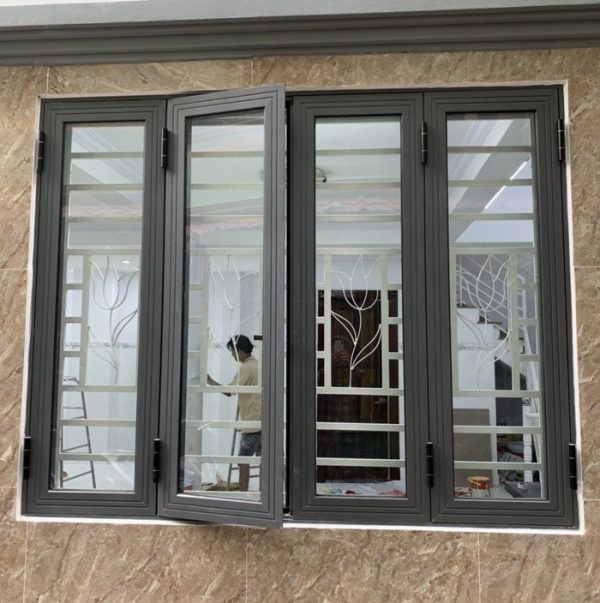 Cửa sổ 4 cánh nhôm xingfa mở quay