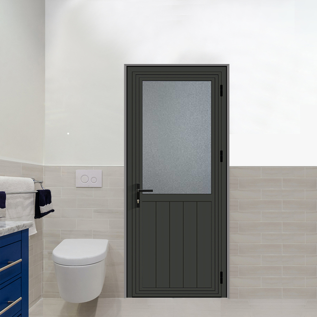 Cửa nhôm xingfa phòng ngủ thông sang vệ sinh