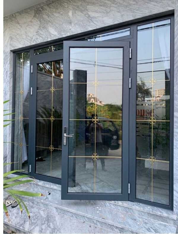 Cửa nhôm Xingfa Quảng Đông màu đen