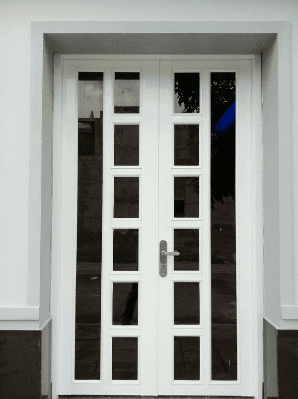 Cửa nhôm Xingfa màu trắng sứ