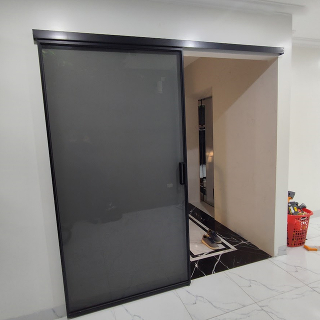 Cửa nhôm Xingfa Việt là đơn vị chuyên thi công, lắp đặt cửa nhôm Xingfa uy tín