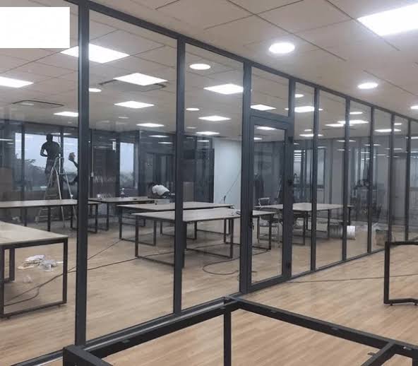 Vách kết hợp cửa lùa